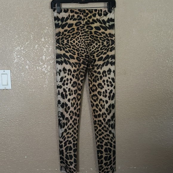 Brand new Forever 21 cheetah leggings small - Picture 3 of 3